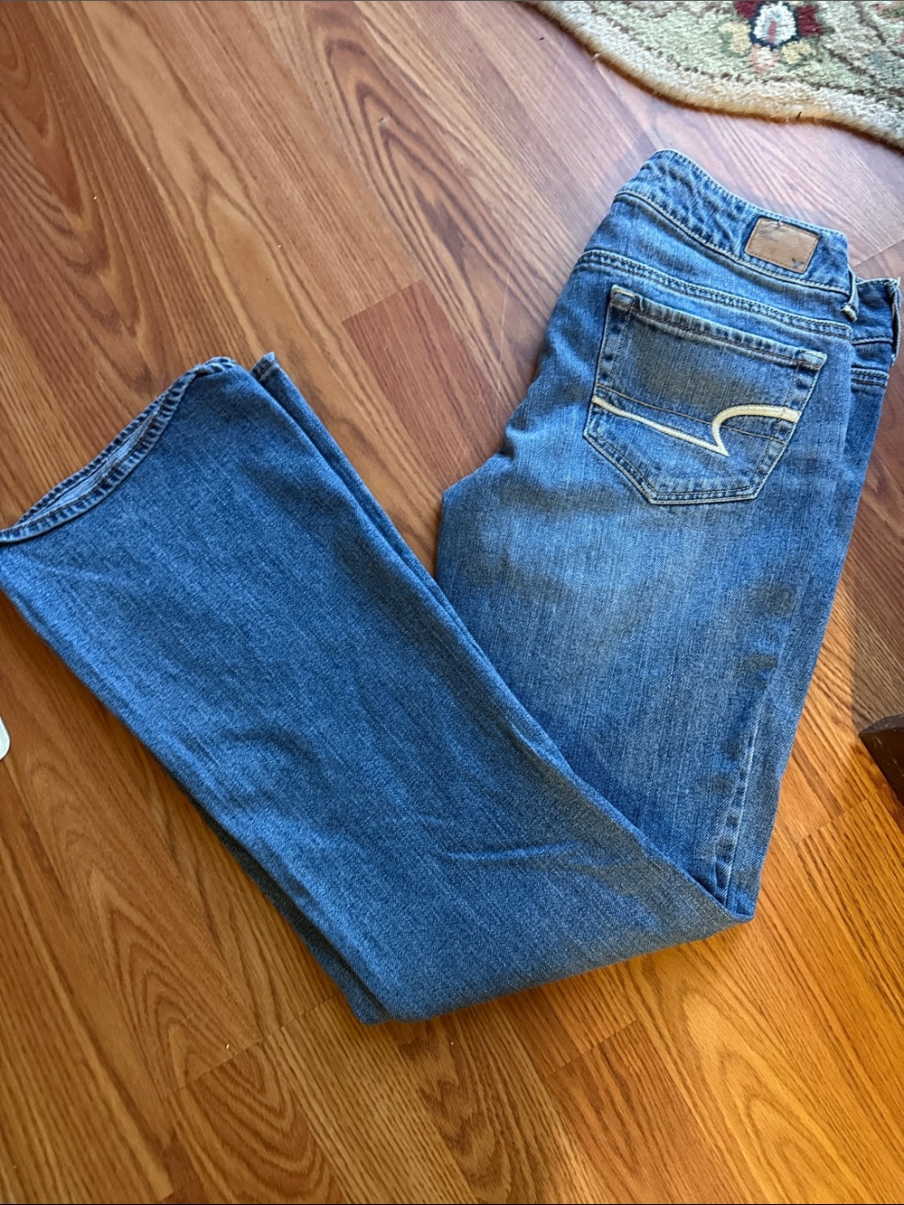 American Eagle Outfitters Women's Blue Flare Jeans Artisan